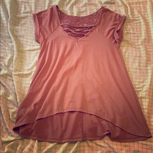 Women’s short sleeve shirt